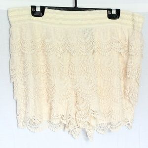 Riley & James ILace Shorts Size XL